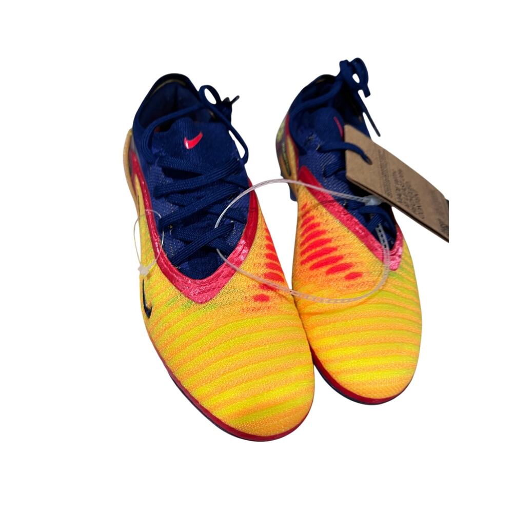 Nike Phantom Luna 2 Elite FG Cleats 4Y 5.5 Women Gripknit HQ2332-800 NWT - Picture 2 of 11